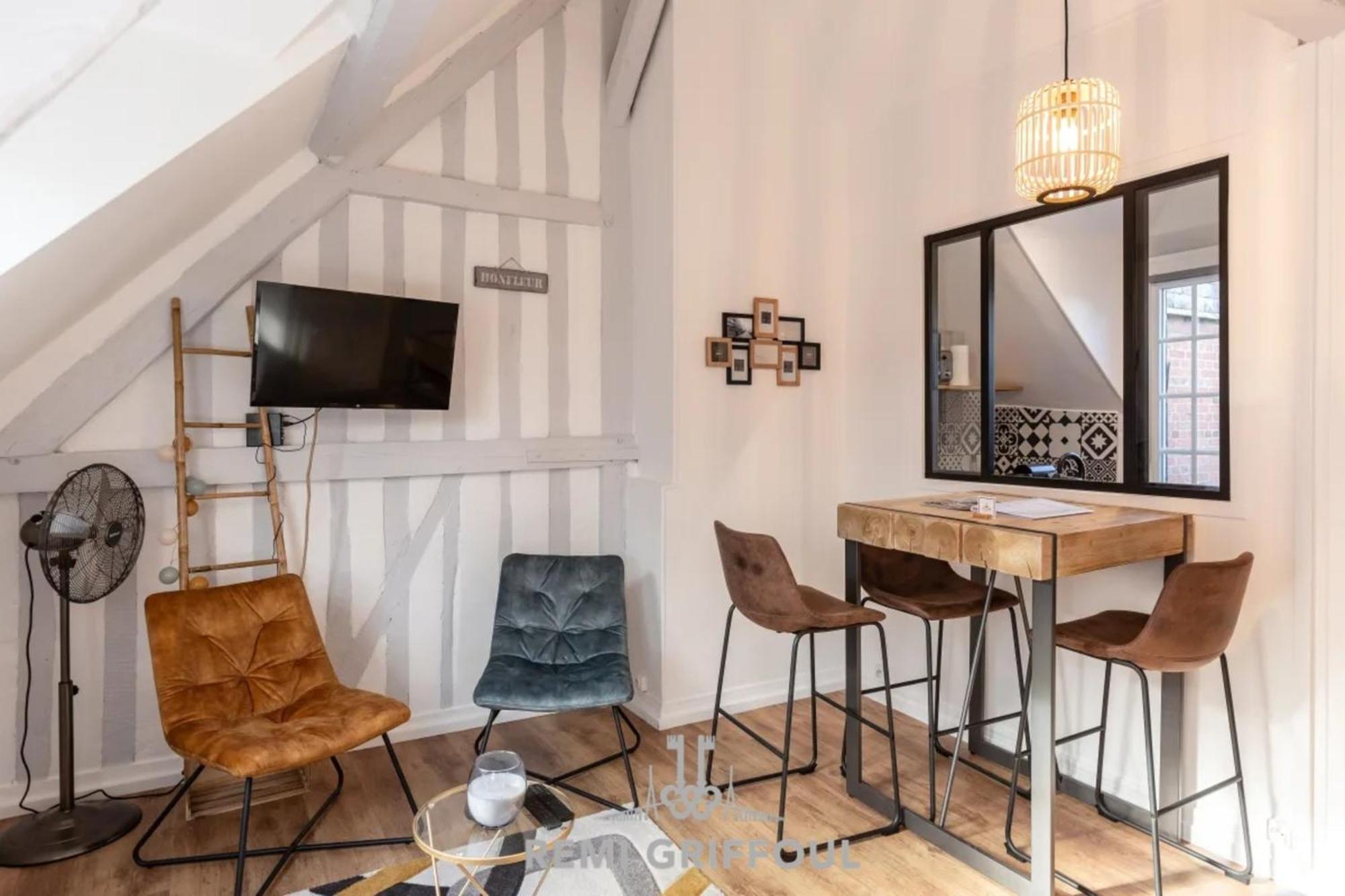 La Capucine Lovely Studio City Center Honfleur Eksteriør bilde